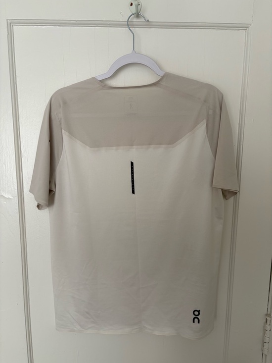 Performance Tee (old version) - Picture 3 of 3